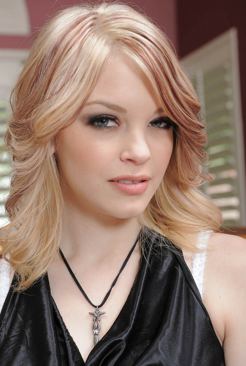 Дуня, 32 года, 0 размер груди